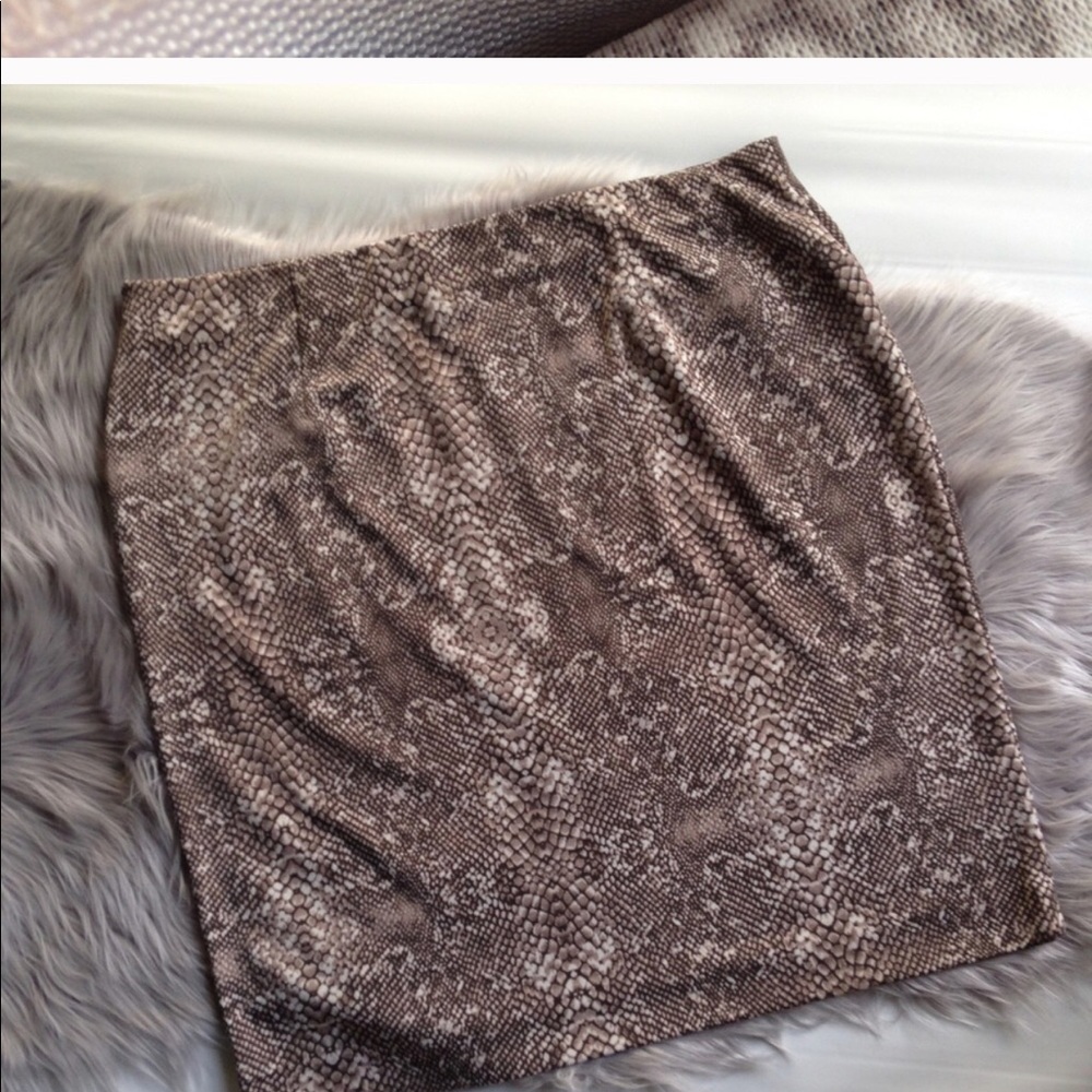 Alfa I python skirt - Picture 2 of 3